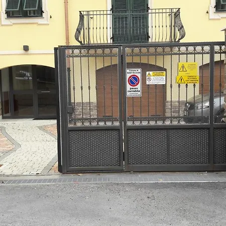 Alle Porte Di Genova Apartamento